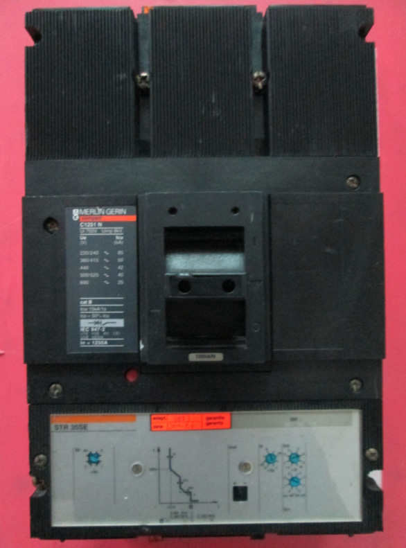 塑壳断路器    C1251N    1250A/3P