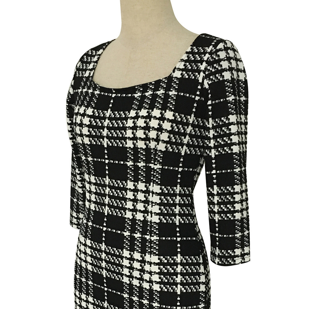 2965546121_322475738