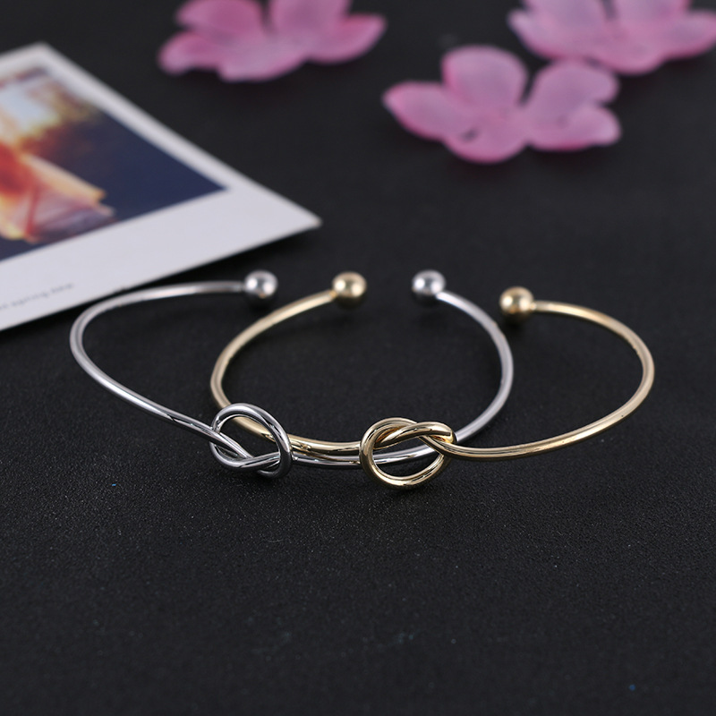 Labret piercing jewelry detail image