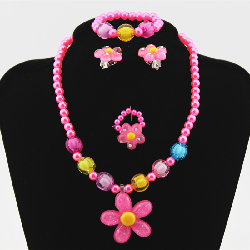 Children's Resin Necklace Bracelet 4 Pcs Set Rings Ear Studs Girls' Plastic Flower-shaped Set Wholesale display picture 3