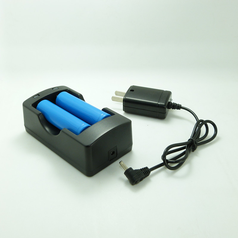 海智美 18650双槽座充充电器 电池充电器 手电筒充电器 厂家直销