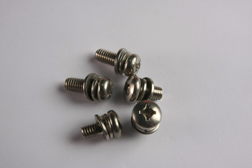 GB9074.5 十字小盘头机螺钉平垫组合 M2-M8