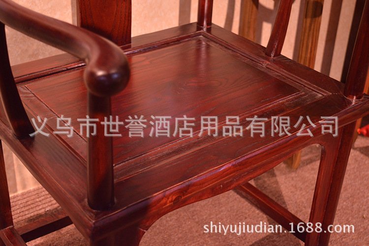 2179285113_788343420