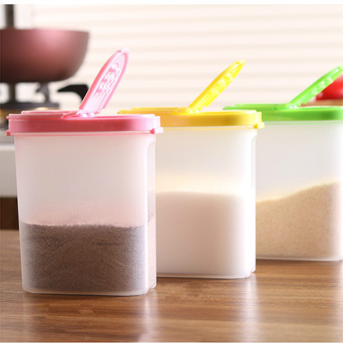 Fashionable and colorful oval double-lid seasoning storage box kitchen seasoning box transparent seasoning jar plastic MSG box