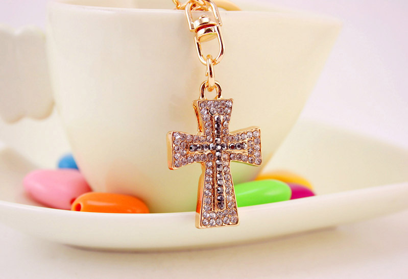 22g Weight Alloy, Metal Material Cross Pattern Unisex Gender Fashion New Car Accessories Color Diamond Cross Keychain 2