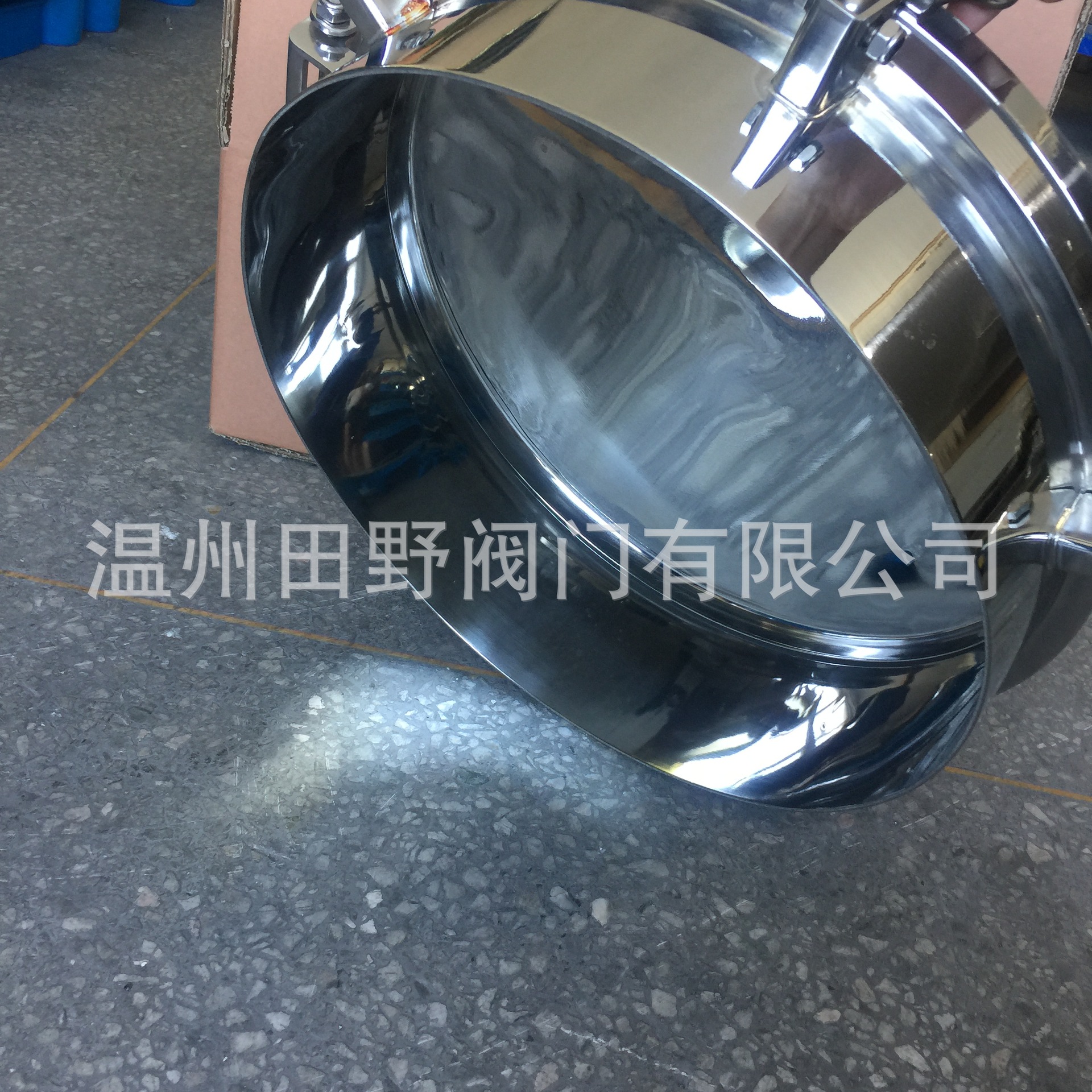 �����׹ⲻ���304�˿׸ǣ��쿪ʽʳƷ�޲۾���