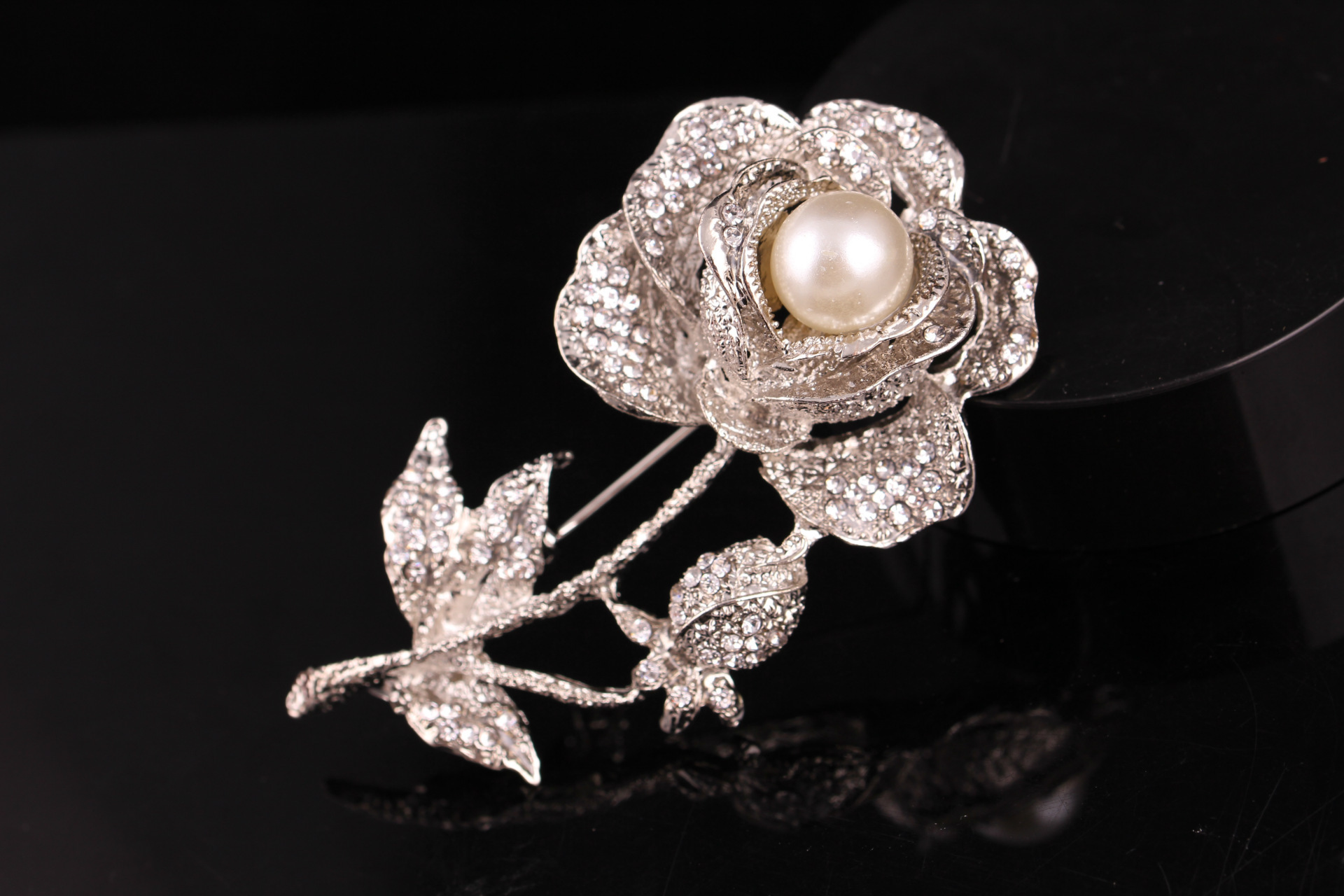 Broche en strass et perles de grande taille, style rétro coréen, boucle de corsage, accessoires pour femmes_voghion.com