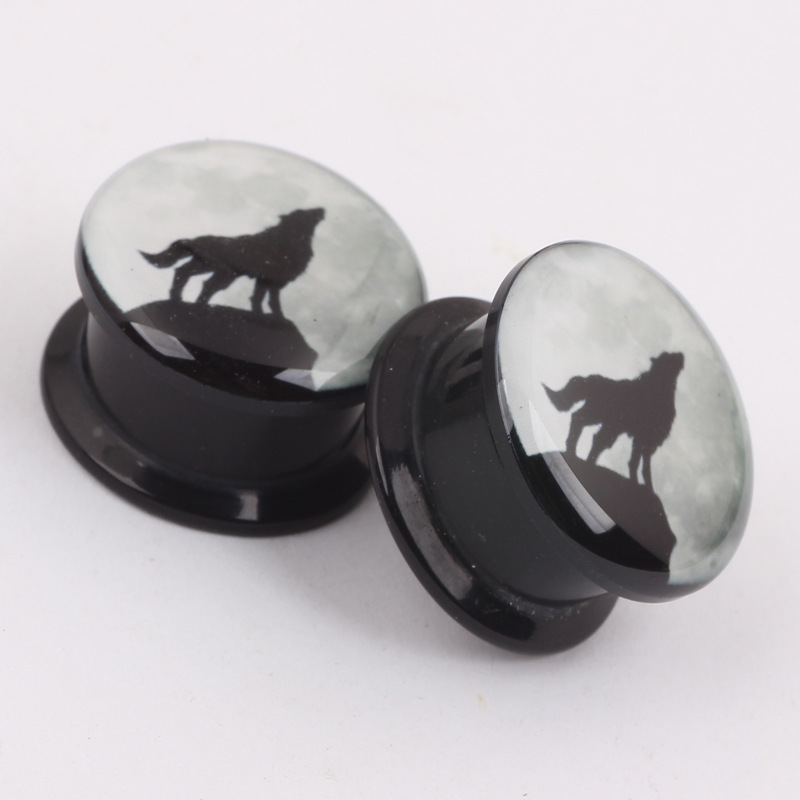 Pointed titanium steel lip stud product view