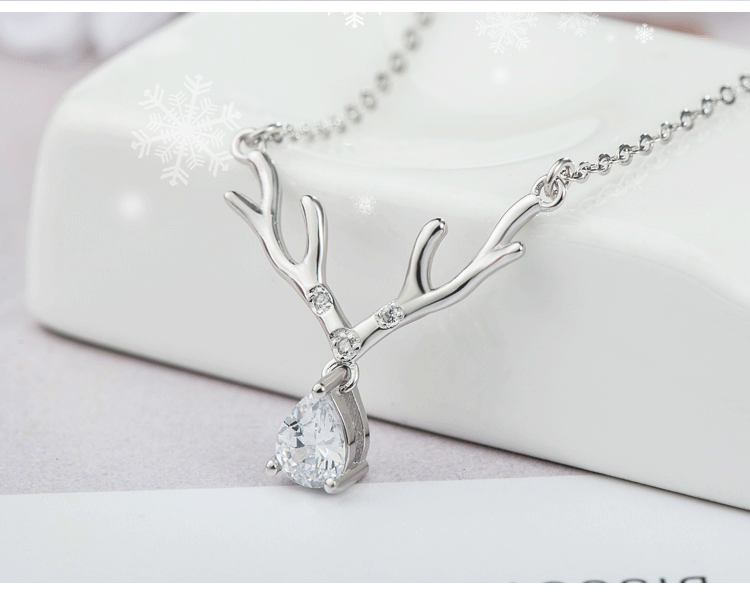 Christmas Deer Pendant Necklace