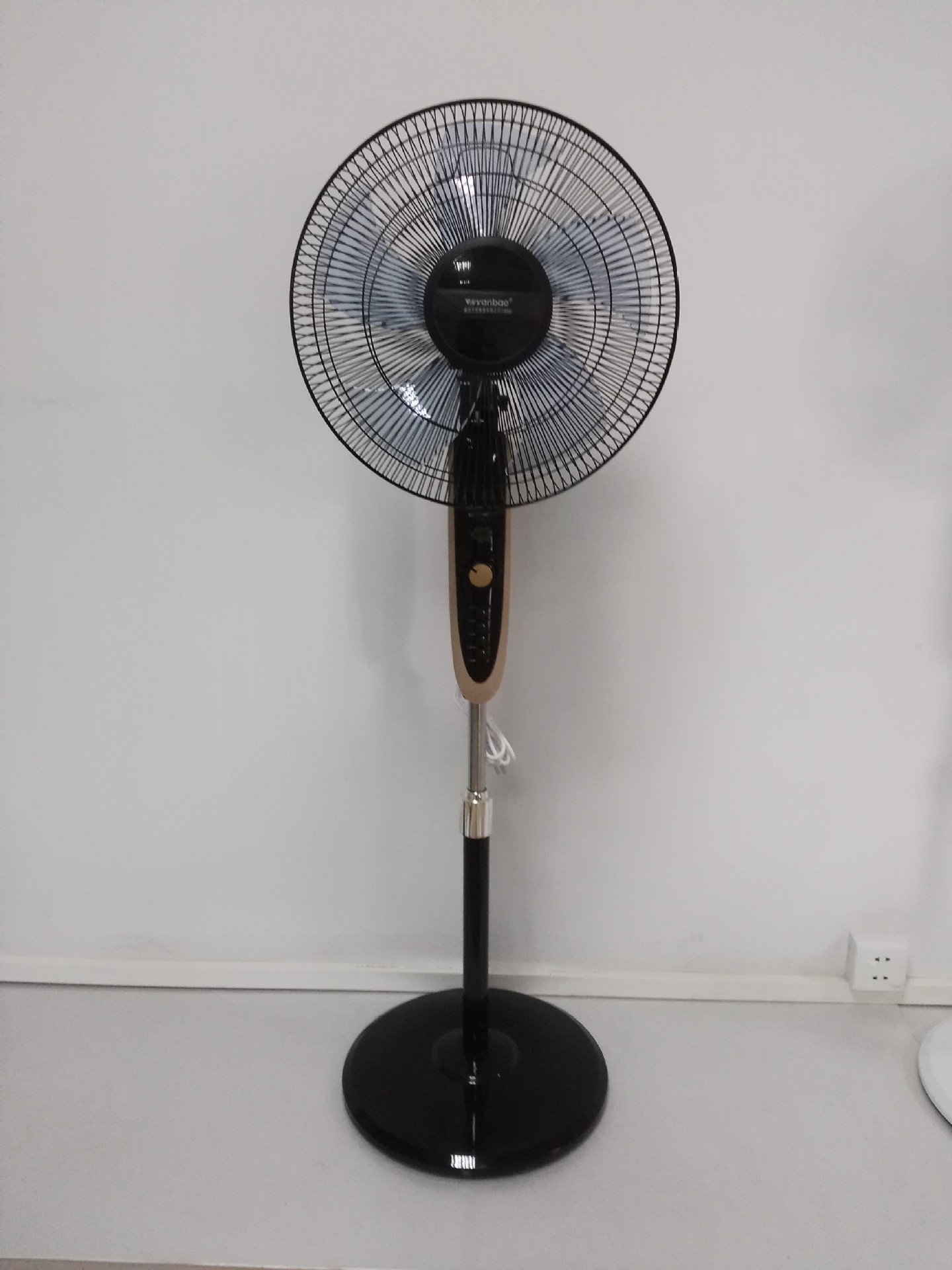 批发电风扇 16寸落地扇 广州风扇 遥控落地风扇-阿里巴巴
