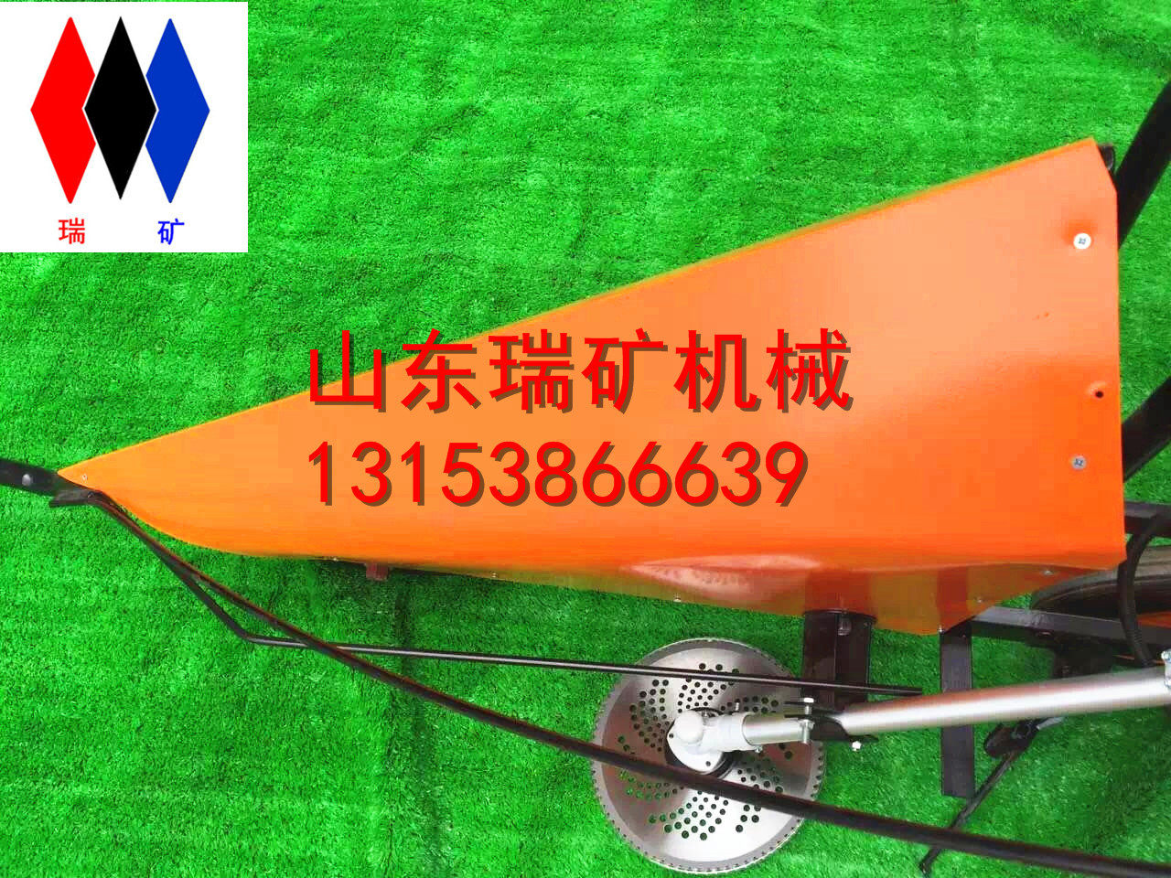 850497612558413912_副本