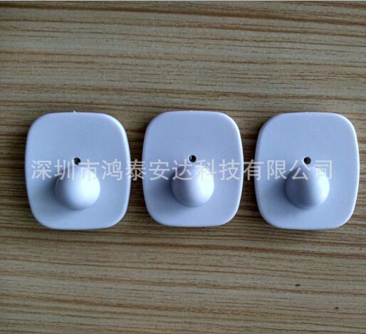 超市防盗标签/服装防盗扣/白色小方扣/8.2MHZ射频防盗硬标签