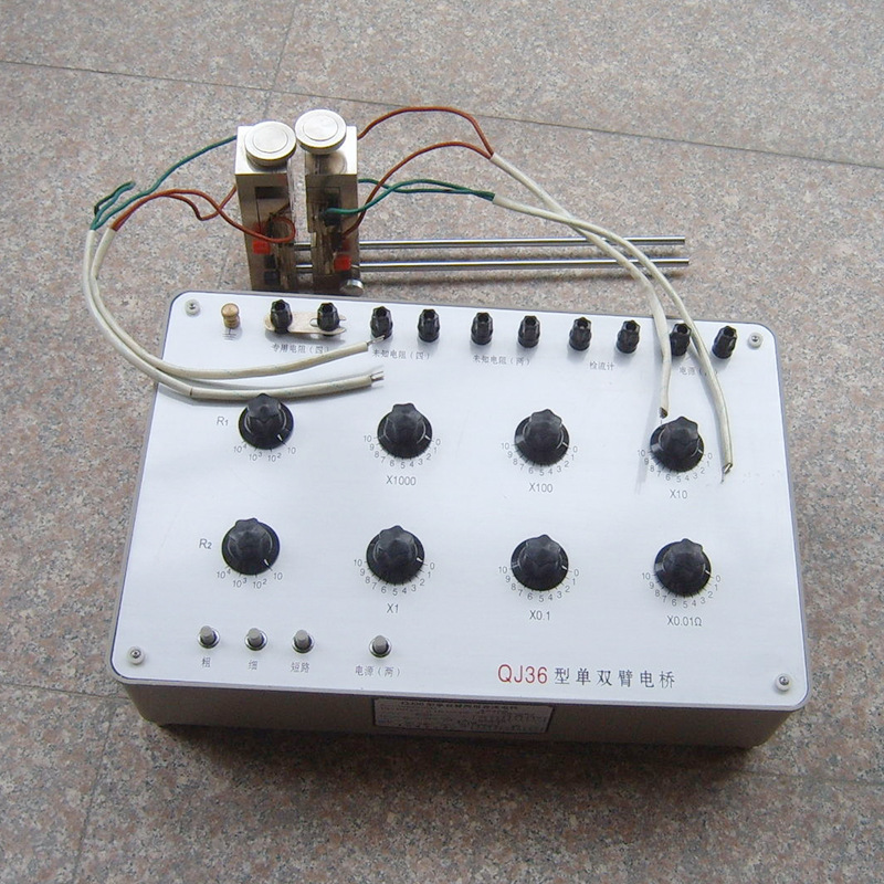 直流箱式单双臂电桥QJ36