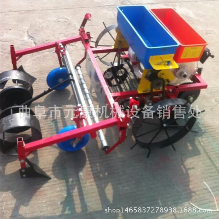 晋城 四轮带的覆膜机 多功能播种覆膜机厂家