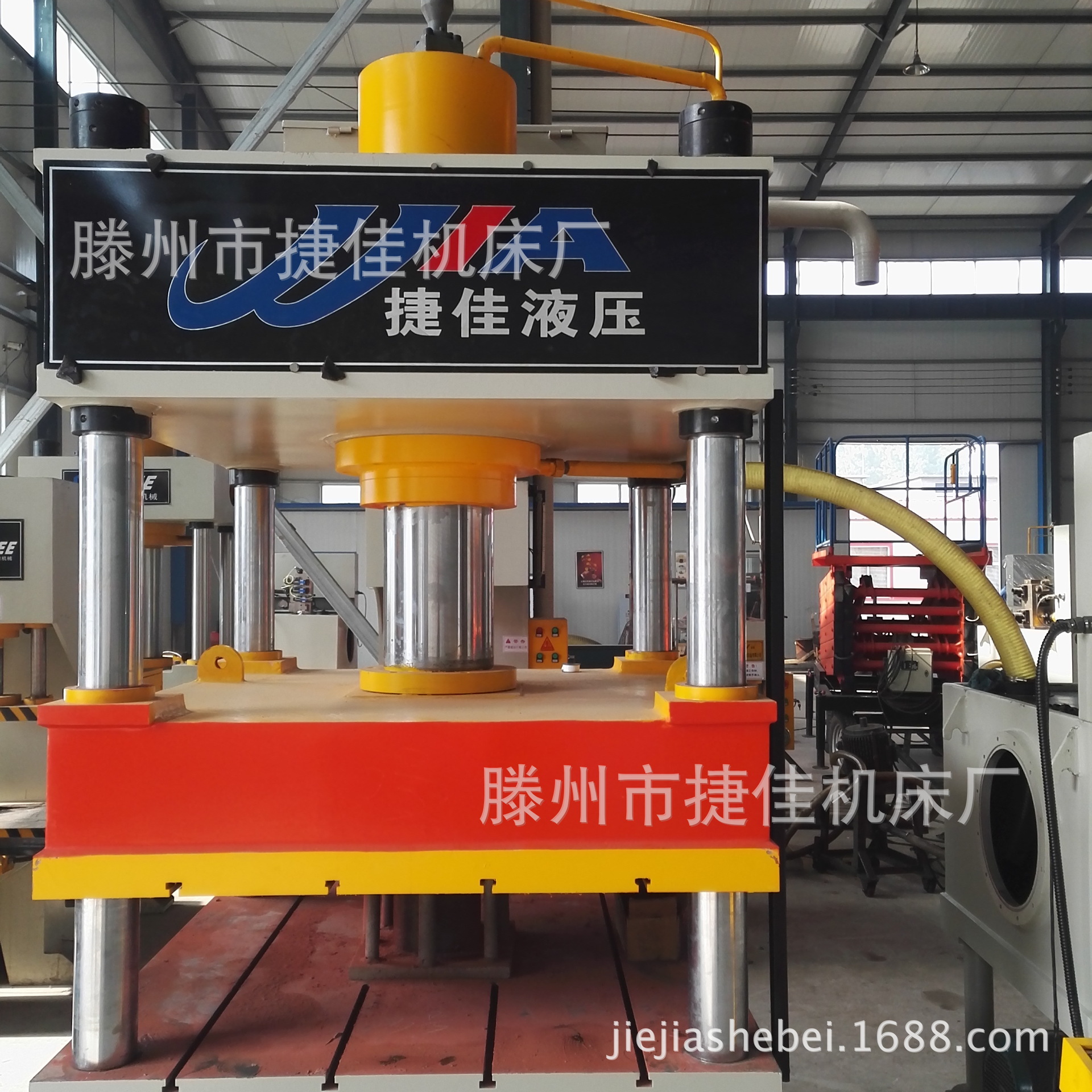 200t三梁四柱油压机，四柱压力设备