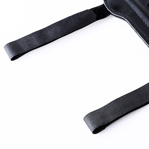 Factory direct sales two-hole black PU material arm guards for recurve bow shooting and archery sports bow and arrow protective gear wholesale