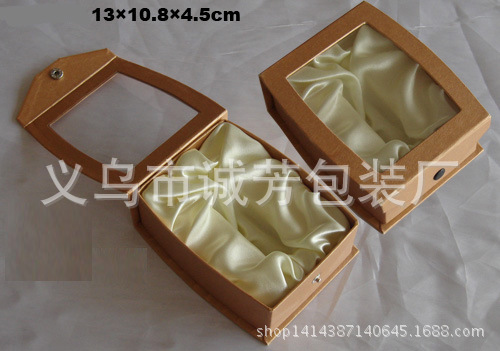 定制翻盖香水盒透明天窗缎布暗扣纸盒包装工艺礼品饰品盒彩妆粉盒