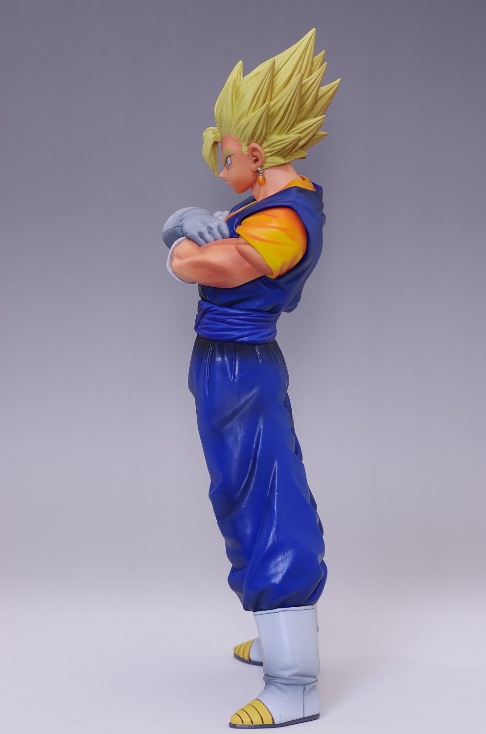 3210619663_2062856041