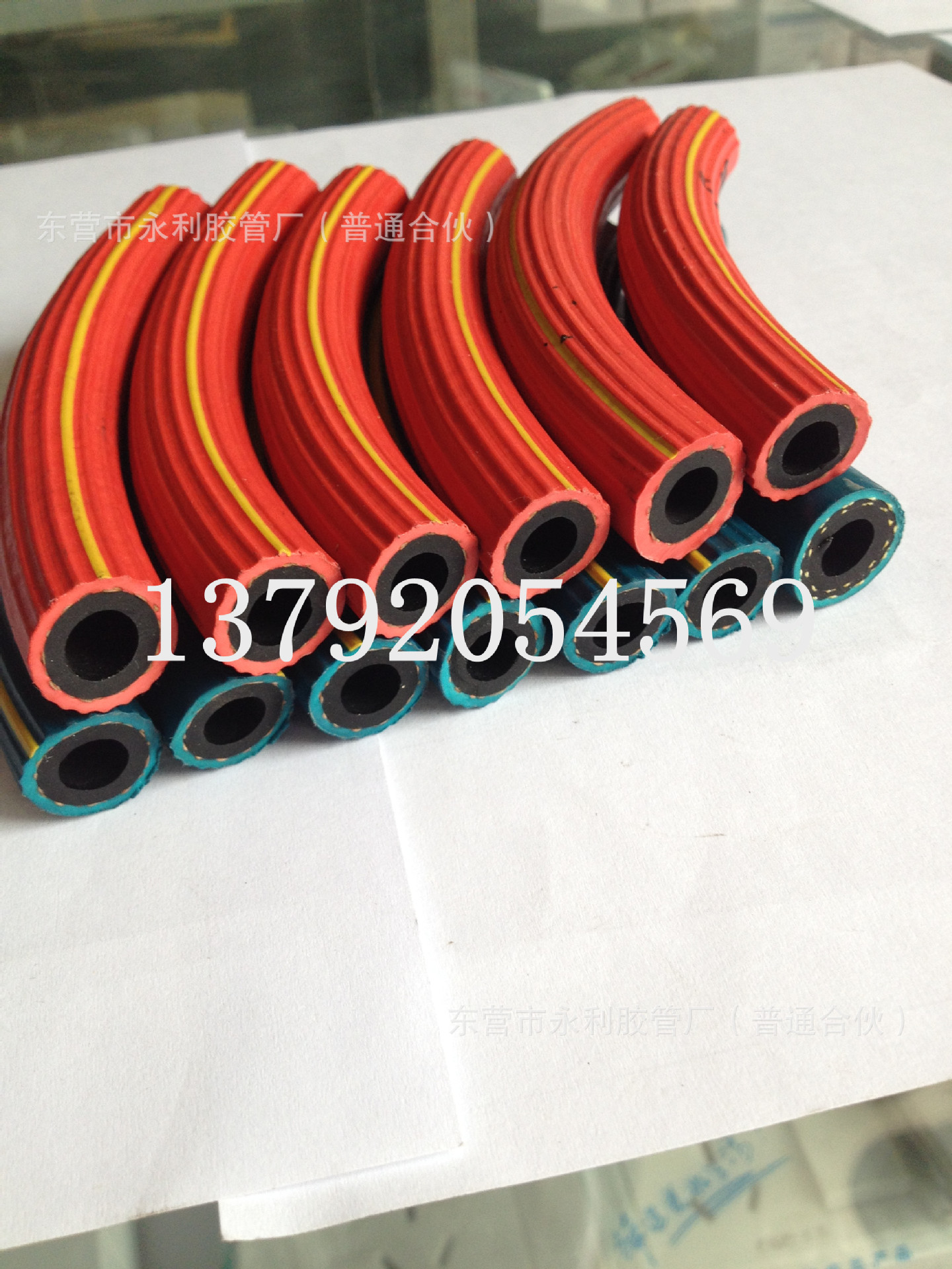 8mm10mm山东精品橡胶管东营永利氧气胶管 乙炔胶管  橡塑软管