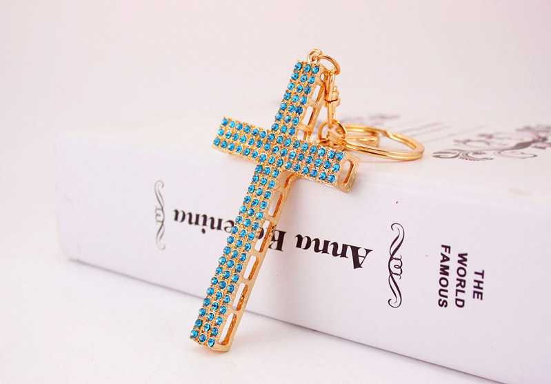 34g Weight Alloy, Metal Material Heart Pattern Men'S Gender White, Pink, Purple, Blue Color Christian Gift Cute Korean Car Pendant Full Diamond Cross Keychain 4