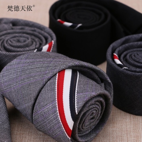 New multi-style fashionable three-color striped blue, white and red tie 5cm men's trendy casual popular style narrow version