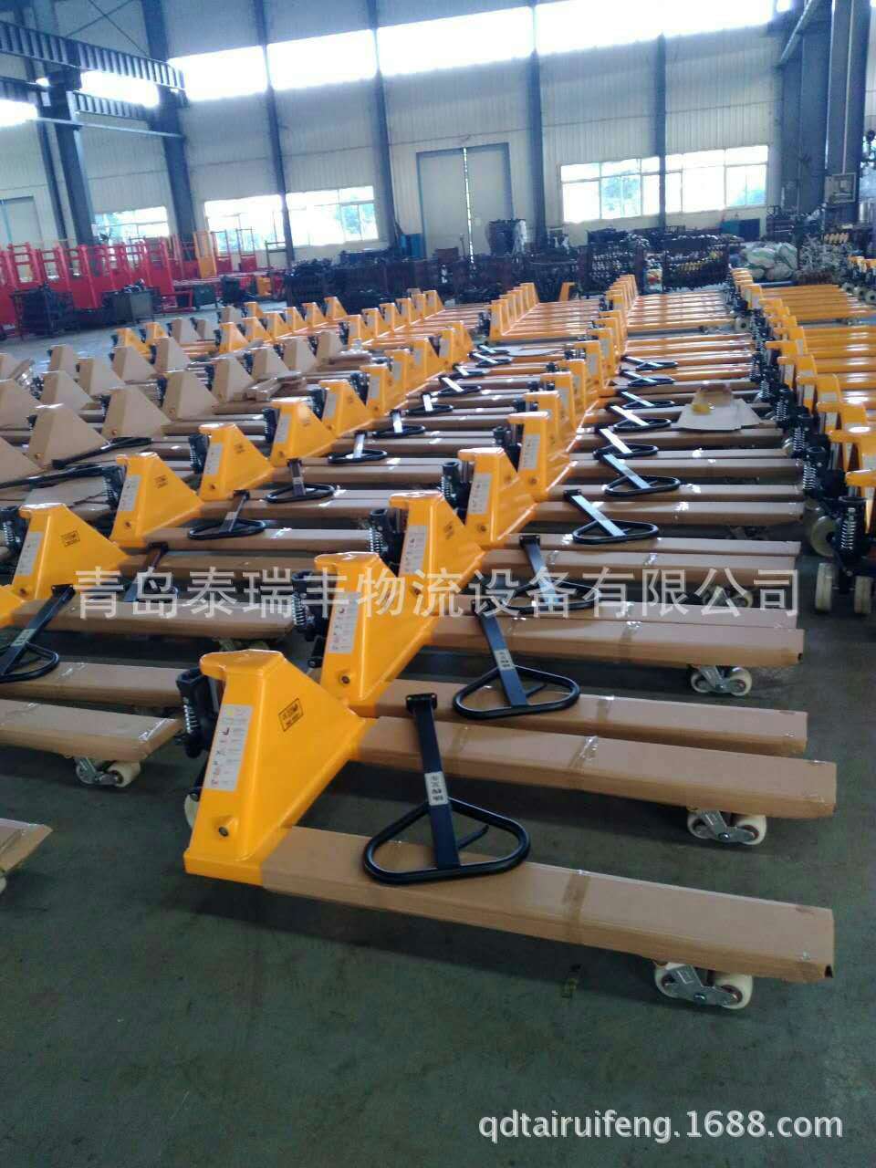 3吨手动液压托盘车整体式油缸大促销莱西城阳平度青岛叉车