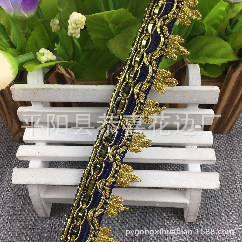 彩色金三朵花边