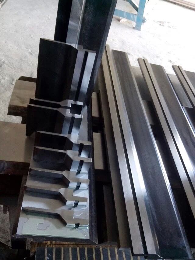 阿玛达小松通快数控折弯模具进口折弯机模具