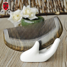 批发进货和美沉贵宝木梳子厚实包包便携梳天然整木沉贵宝半月梳