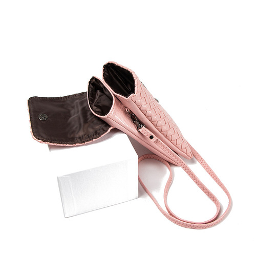 Bag Lady 2024 New Korean Style Mini Knitted Cute Phone Bag Coin Purse Crossbody Bag Drop Ship One Piece