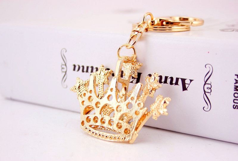 32g Weight Alloy, Metal Material Crown Pattern Unisex Gender Purple, Red, Black Color Creative Diamond Crown Crystal Car Keychain 11