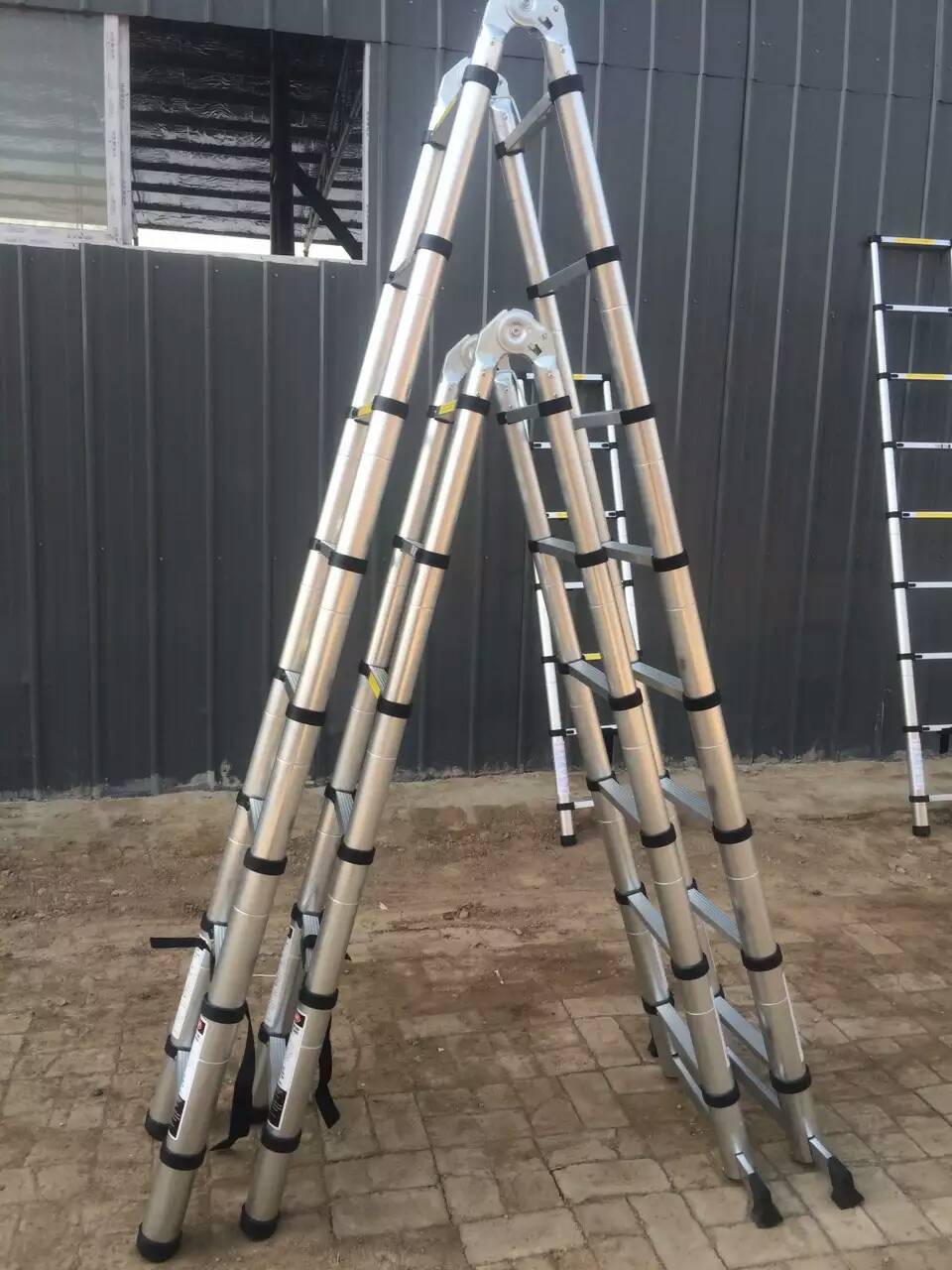 梯子的种类有哪些,梯子的分类及作用,家用梯子什么材质结实_大山谷图库