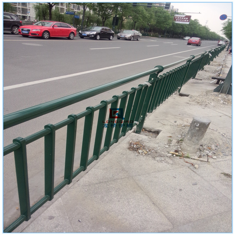 浙江瑞安市政道路护栏 瑞安花式道路护栏 龙桥厂家直销