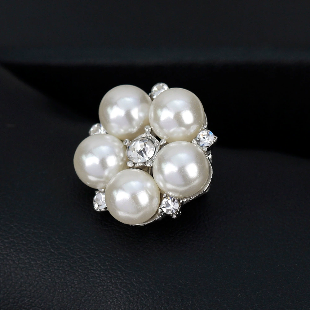 Модная корейская версия Diamond-inlaid Pearl атмосфера, темперамент, цветок на груди, производитель Данлуня