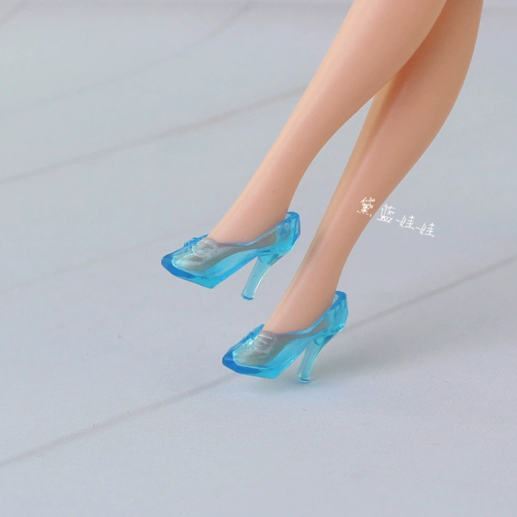 Детская кукла-принцесса сменная обувь 'Crystal shoes' кристальные туфли кристальные туфли крепление крепится легко осыпается