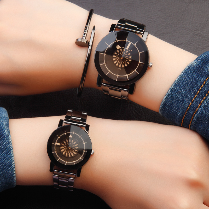 Couple's Watch A Pair of Korean-style Black and White Simple Female Student Trendy Personalized Retro Casual South Korea Teenager Men's Watch