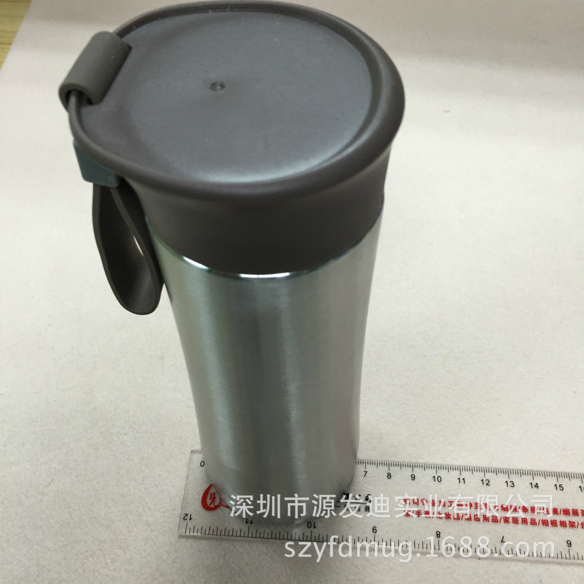 鴨嘴蓋 雙層不銹鋼真空保溫杯，強長保溫送禮好選則