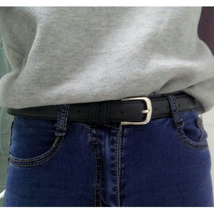 Ƥ��Ůʿ���e�ٴ�s�ڰ׼������n��͹�ᘿ��b��B��ȹѝ���W��