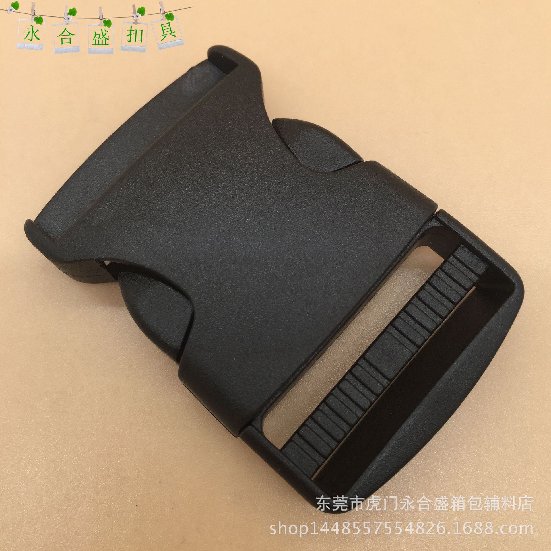 High quality polyoxymethylene, plastic bag accessory with clasp, 1inch