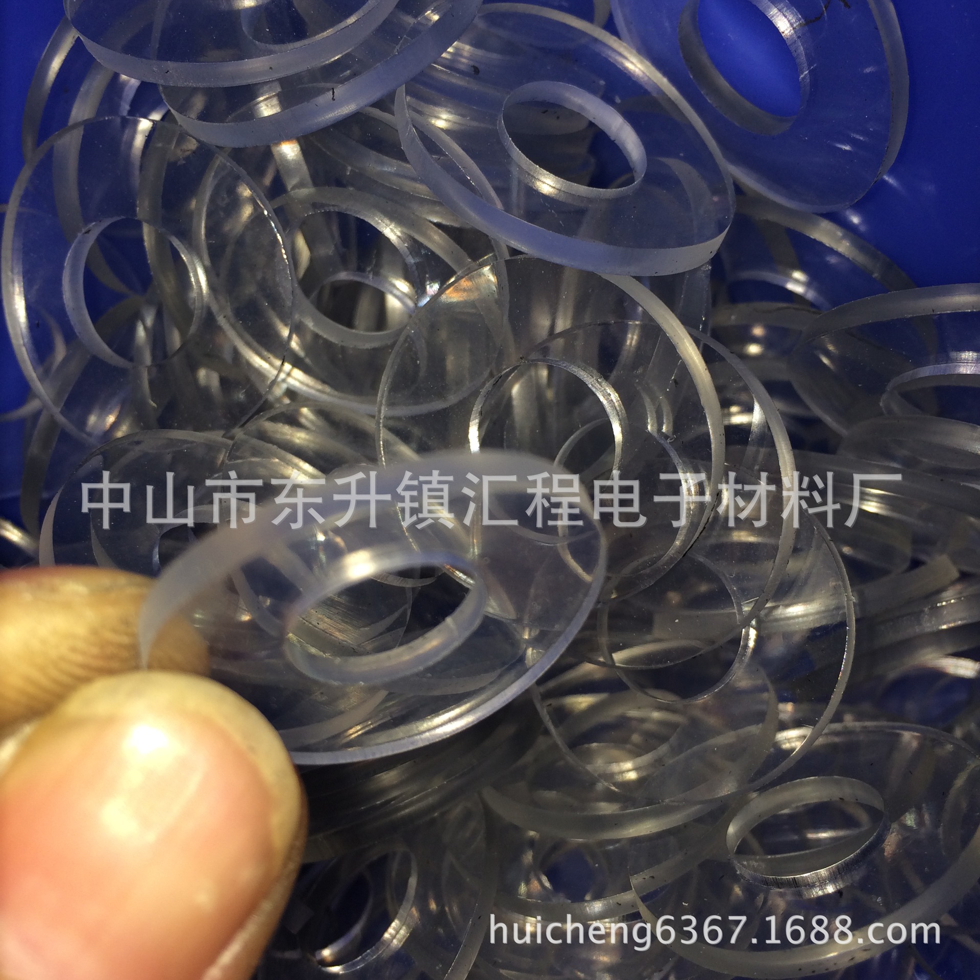 供应圆形PVC 撞钉 胶垫片 鸡眼胶介子  免费拿样