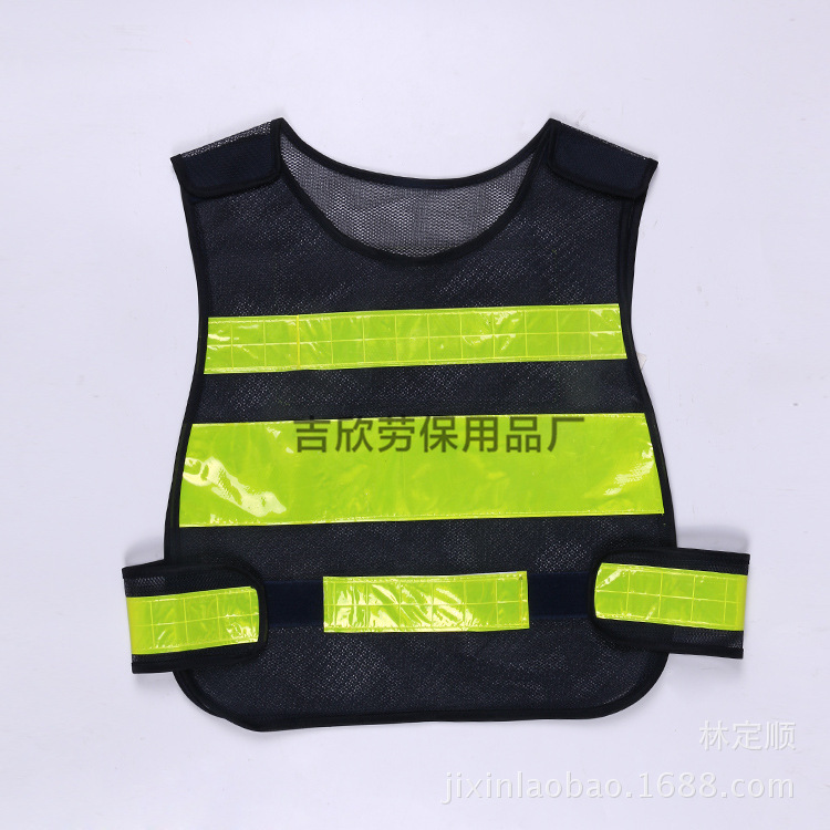 3340404883_707013135