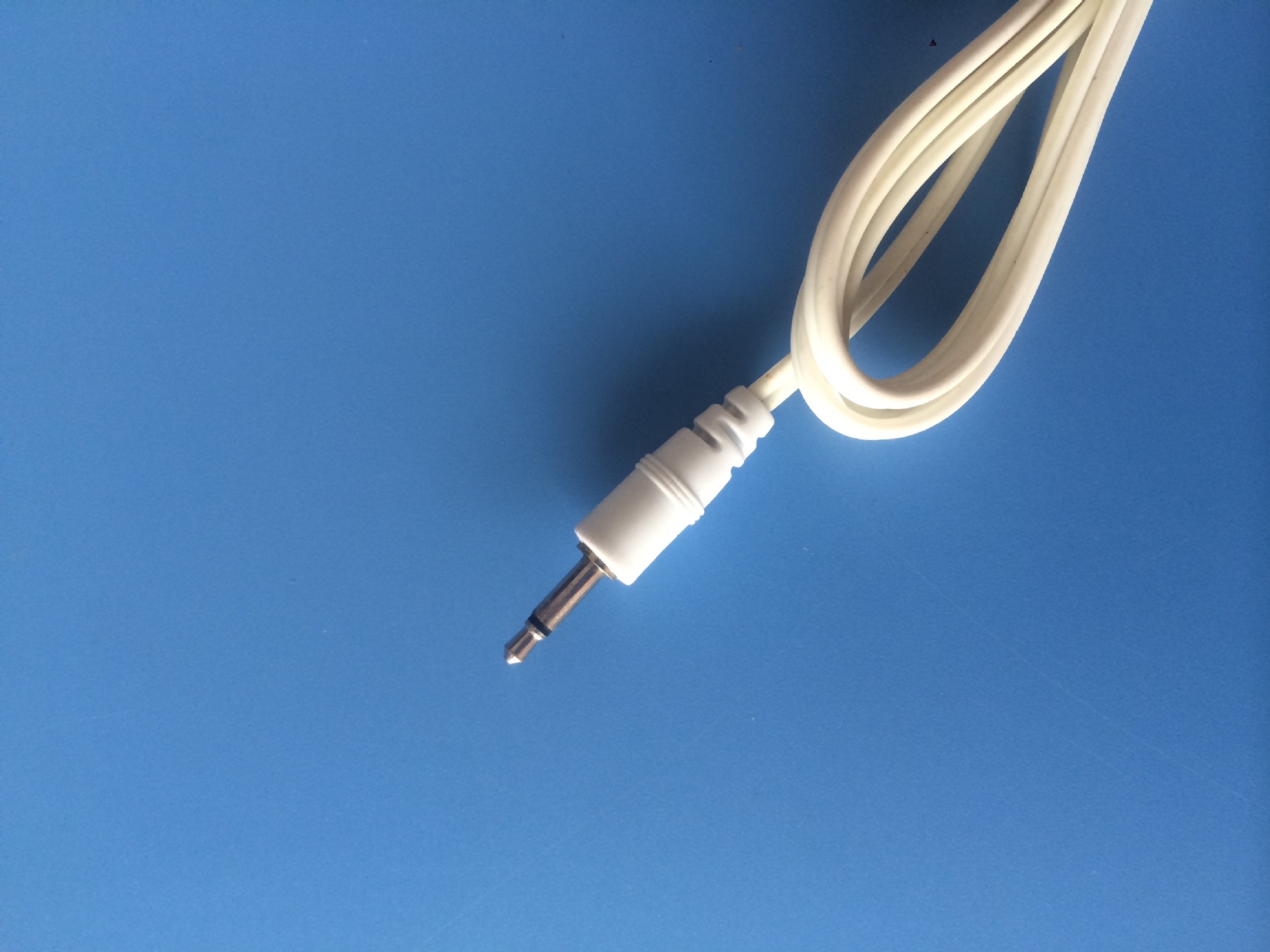 订制医疗硅胶线TPE白色2.5传感器线材2.5单声道渔具用音频耳机线