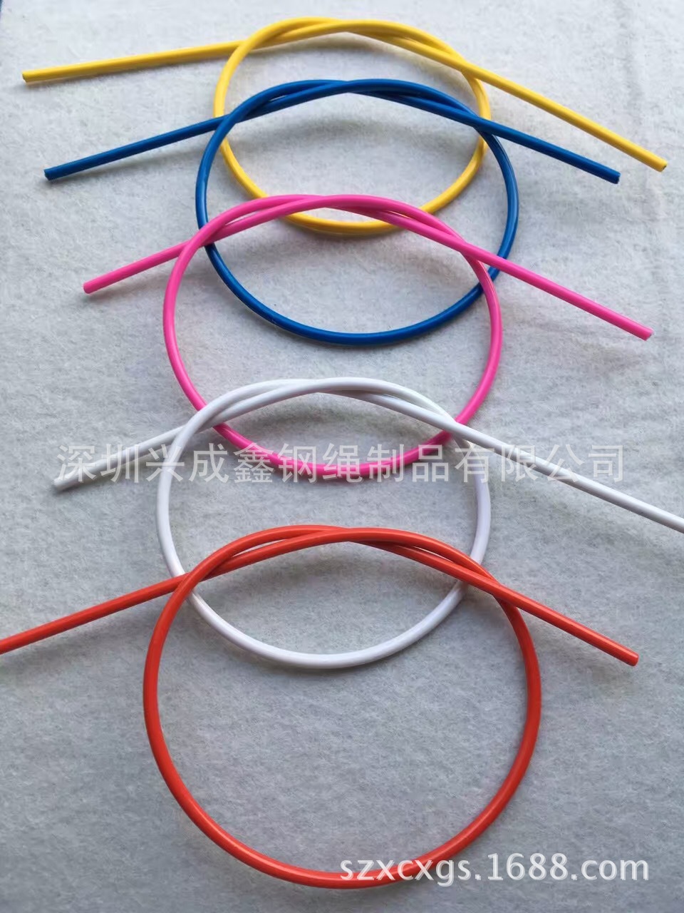 专业生产涂塑包胶钢丝绳 各款颜色包胶钢丝绳 钢丝绳拉线保险绳