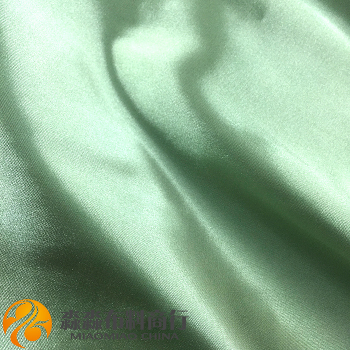 31828C0A-7FF9-45AD-9367-3D1E4D