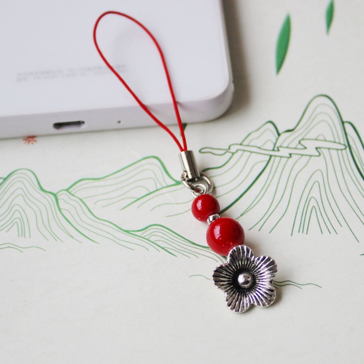 云南民族风饰品批发藏银手工地摊货源 苗银手机链挂件礼品G006