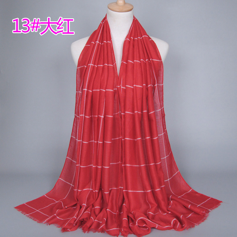 #13大红 (2) 绣花围巾格子