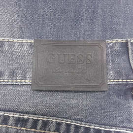 厂家供应服装皮牌PU皮标制作压印LOGO服装皮标牛仔裤服饰家纺标签