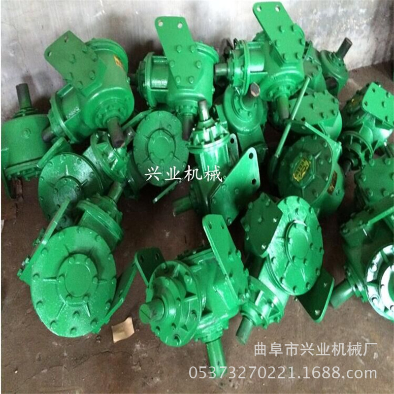 打眼挖坑机 车载式山地挖坑机 冻土地打桩机厂家