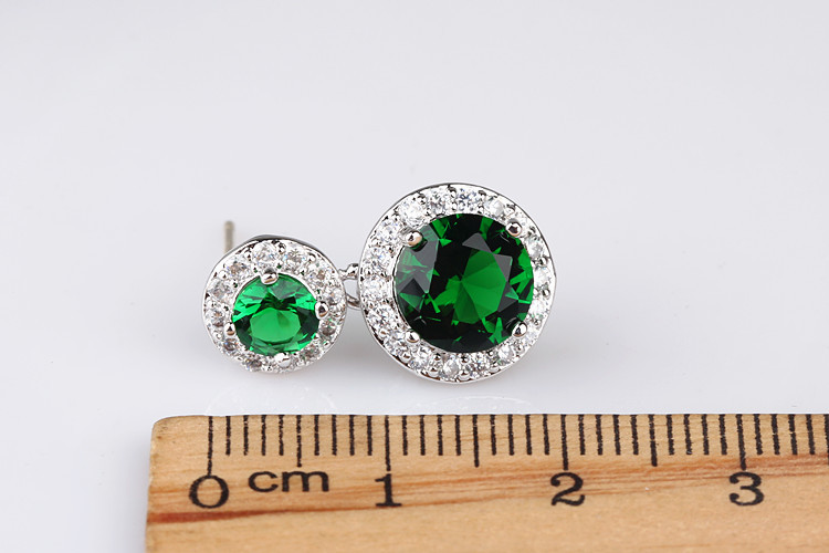 Round Pattern Women'S Gender 1 Pair Simple Style Shiny Round Plating Inlay Copper Alloy Zircon White Gold Plated Drop Earrings