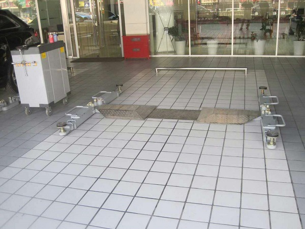 maintenance lift